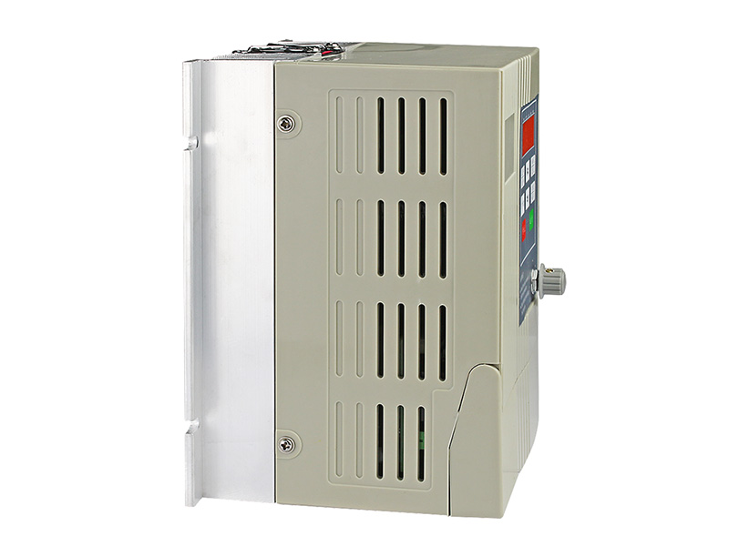 4000H通用變頻器，變頻器三相380V，變頻器廠家，電機變頻器